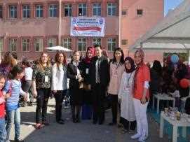 Bayındır Memur-Sen’den Savaş Mağduru Çocuklara “Şefkatin Eli’ Etkinliği”