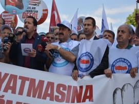 Memur-Sen ABD'nin Hukuksuz Yaptırım Kararını ABD Büyükelçiliği Önünde Protesto Etti