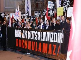 Kur'an Kutsalımızdır, Dokunulamaz!
