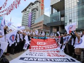 2 Milyondan Fazla Memuru Mağdur Eden CHP Protesto Edildi