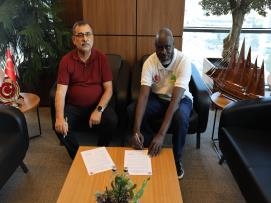 Senegal İnşaat ve Çimento Çalışanları Ulusal Sendikası İle İşbirliği Protokolü İmzaladık