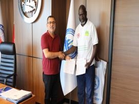 Senegal İnşaat ve Çimento Çalışanları Ulusal Sendikası İle İşbirliği Protokolü İmzaladık