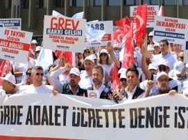 YETERSİZ TEKLİFİ PROTESTO ETTİK!