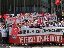 YETERSİZ TEKLİFİ PROTESTO ETTİK!
