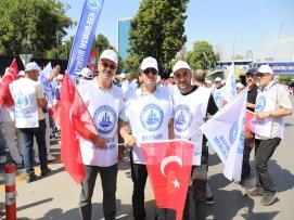 On Binler Anadolu Meydanı’nda Yeni Teklif İçin Haykırdı