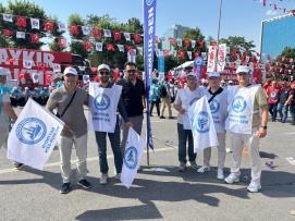 On Binler Anadolu Meydanı’nda Yeni Teklif İçin Haykırdı