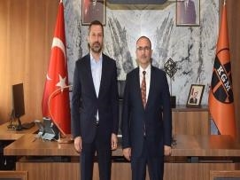 Genel Başkanımız Tufanoğlu, Karayolları Genel Müdürü Gülşen'i Ziyaret Etti