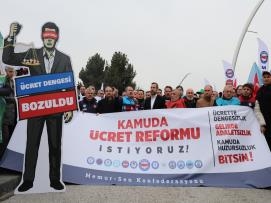 Memur-Sen 81 İlde Alanlarda: Kamuda Ücret Reformu İstiyoruz!