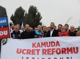 Memur-Sen 81 İlde Alanlarda: Kamuda Ücret Reformu İstiyoruz!