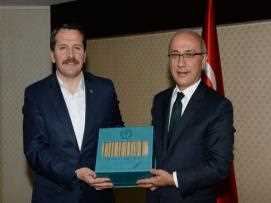 Memur-Sen'den Bakan Elvan'a Ziyaret
